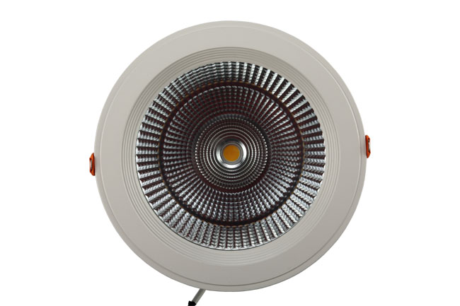 華輝照明專業生產LED筒燈,COB筒燈,全國行業領先,服務過全國各類工程達2000家。 華輝照明專業生產LED筒燈,COB筒燈,全國行業領先,服務過全國各類工程達2000家。