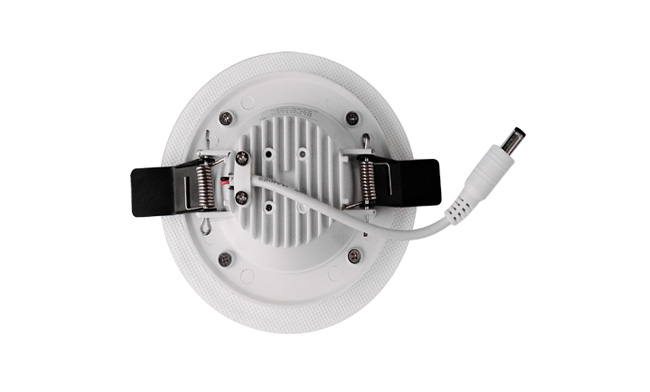 華輝照明成立于1987年，是一家專業生產面板燈,led面板燈,面板燈廠家,直發光面板燈，側發光面板燈的大型企業。