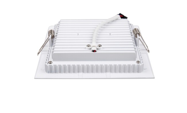 華輝照明成立于1987年，是一家專業生產面板燈,led面板燈,面板燈廠家,直發光面板燈，側發光面板燈的大型企業。