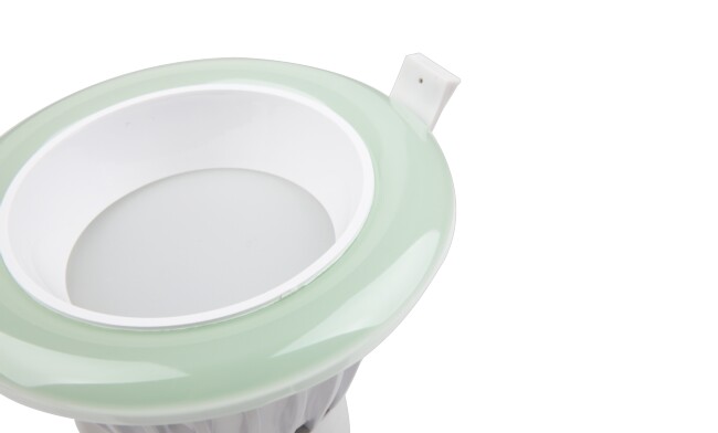 華輝照明專(zhuān)業(yè)生產(chǎn)LED筒燈，COB筒燈，全國(guó)行業(yè)領(lǐng)先，服務(wù)過(guò)全國(guó)各類(lèi)工程達(dá)2000家。